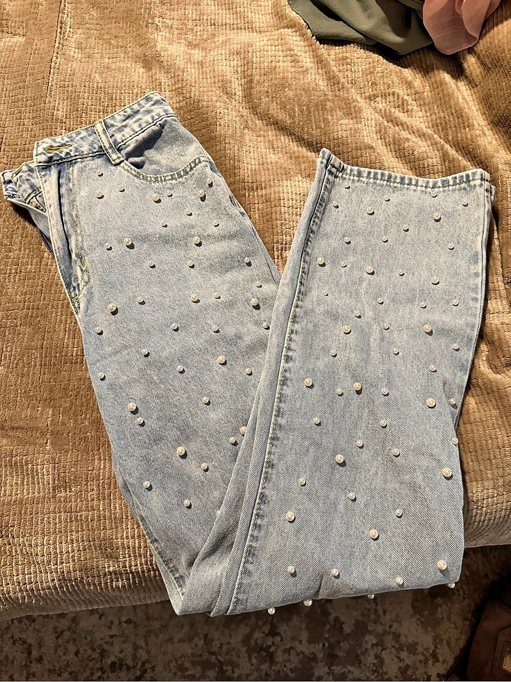 Embellished Straight Leg Jeans in Blue Size Medium